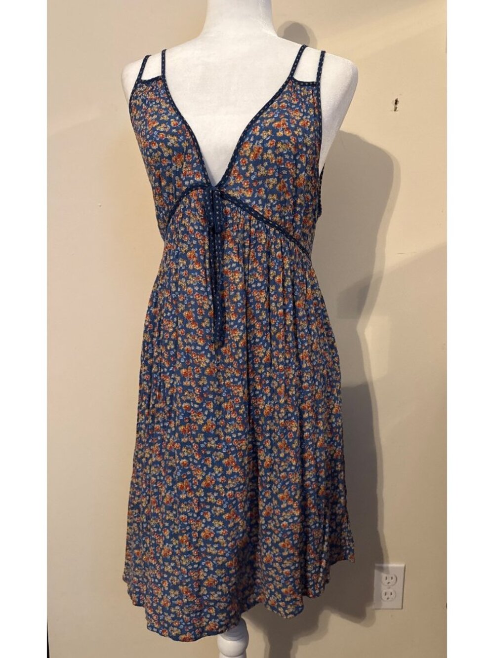 Women's Strappy Front and Back Deep V-NecK Midi Blue Floral Coquette Midi Dress